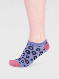 Reese Leopard Print Bamboo Trainer Socks - Periwinkle Blue