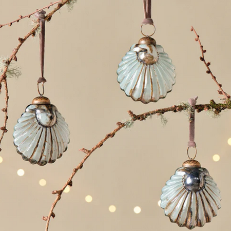 Sohni Shell Baubles - Gold & Cream (Set of 4)