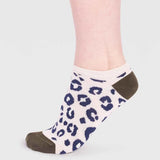 Reese Leopard Print Bamboo Trainer Socks - Cream